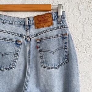 Vintage Levi’s 550 Jeans